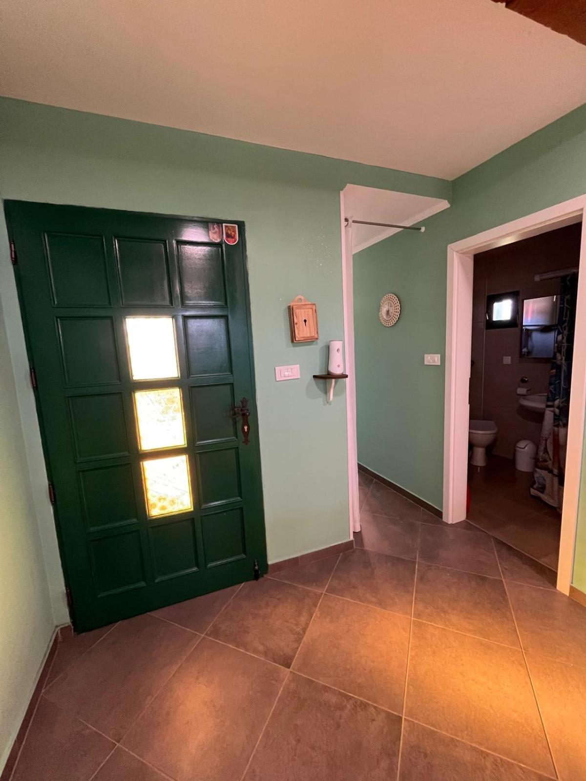 Apartamento Wooden House Ante Self Check - In And Check - Out Otočac Exterior foto