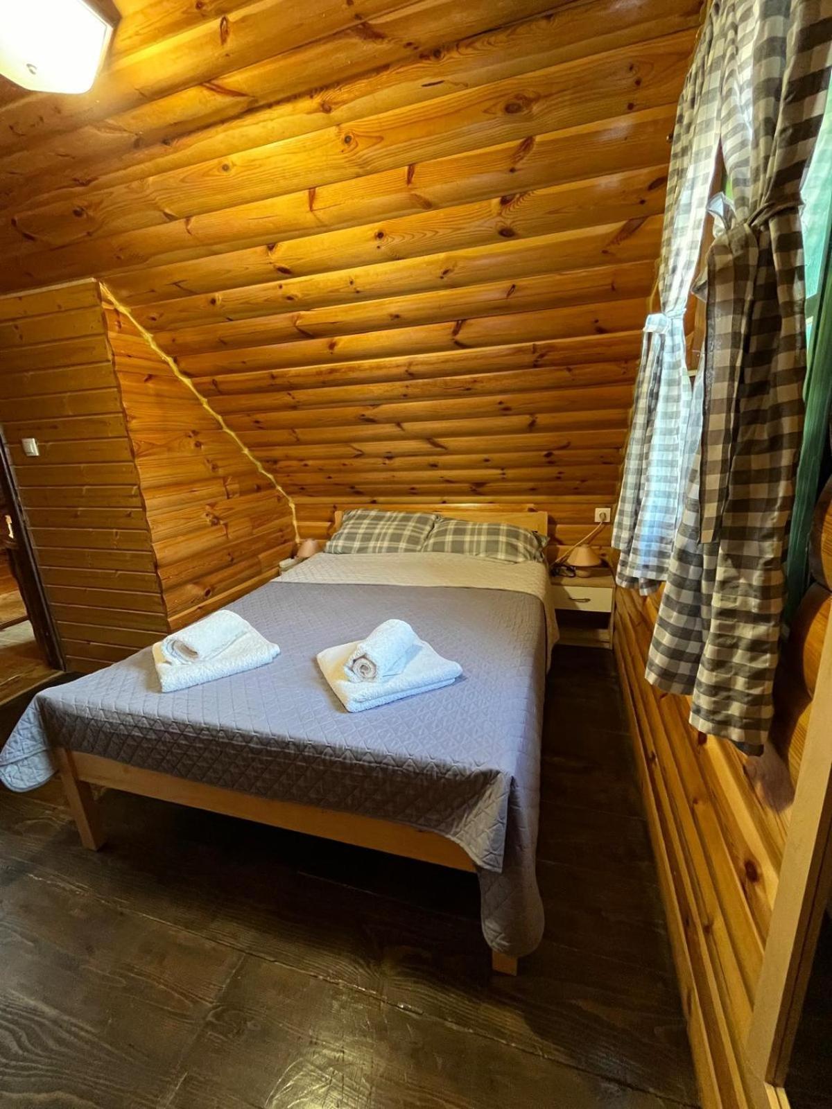 Apartamento Wooden House Ante Self Check - In And Check - Out Otočac Exterior foto