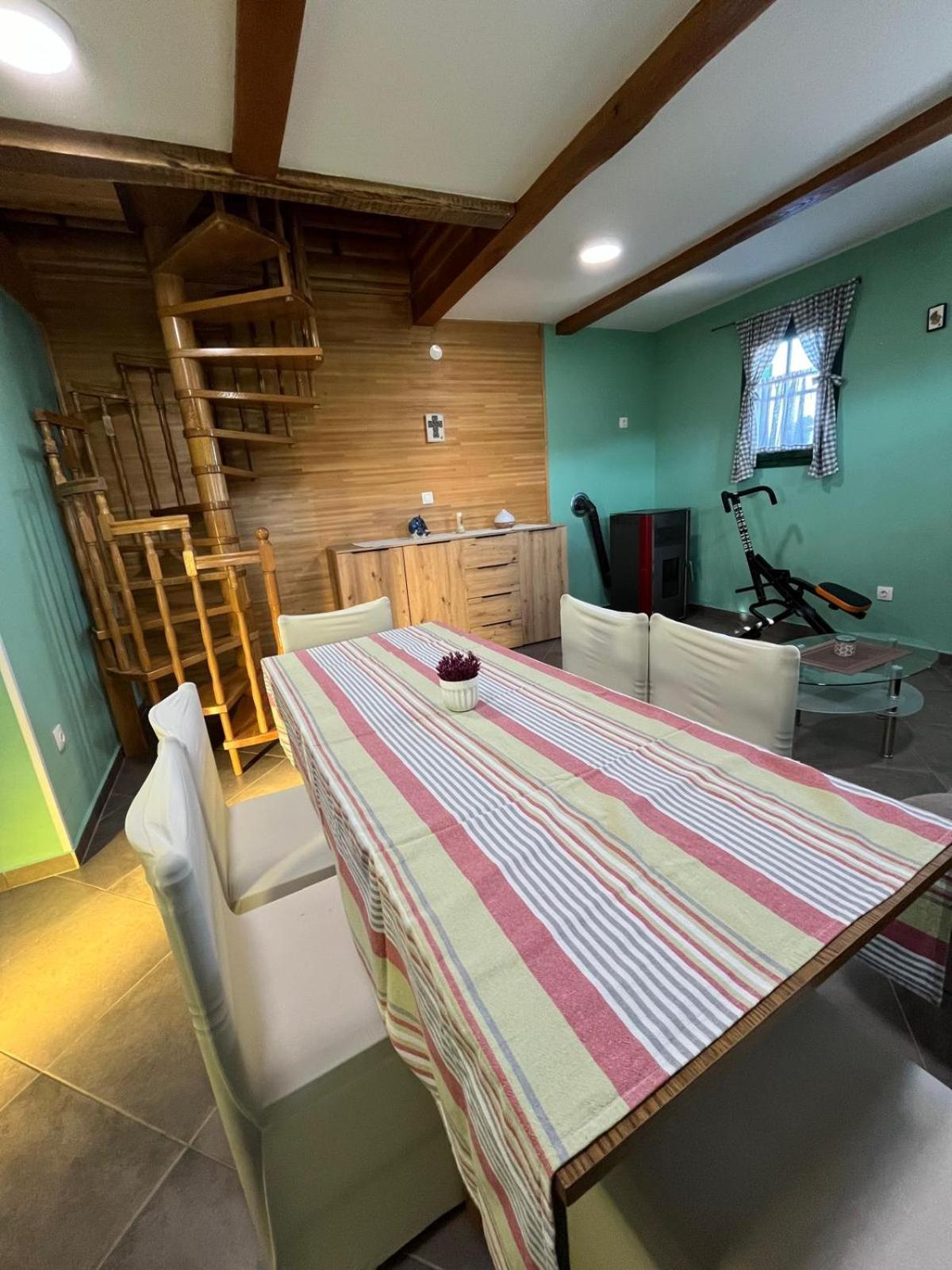 Apartamento Wooden House Ante Self Check - In And Check - Out Otočac Exterior foto