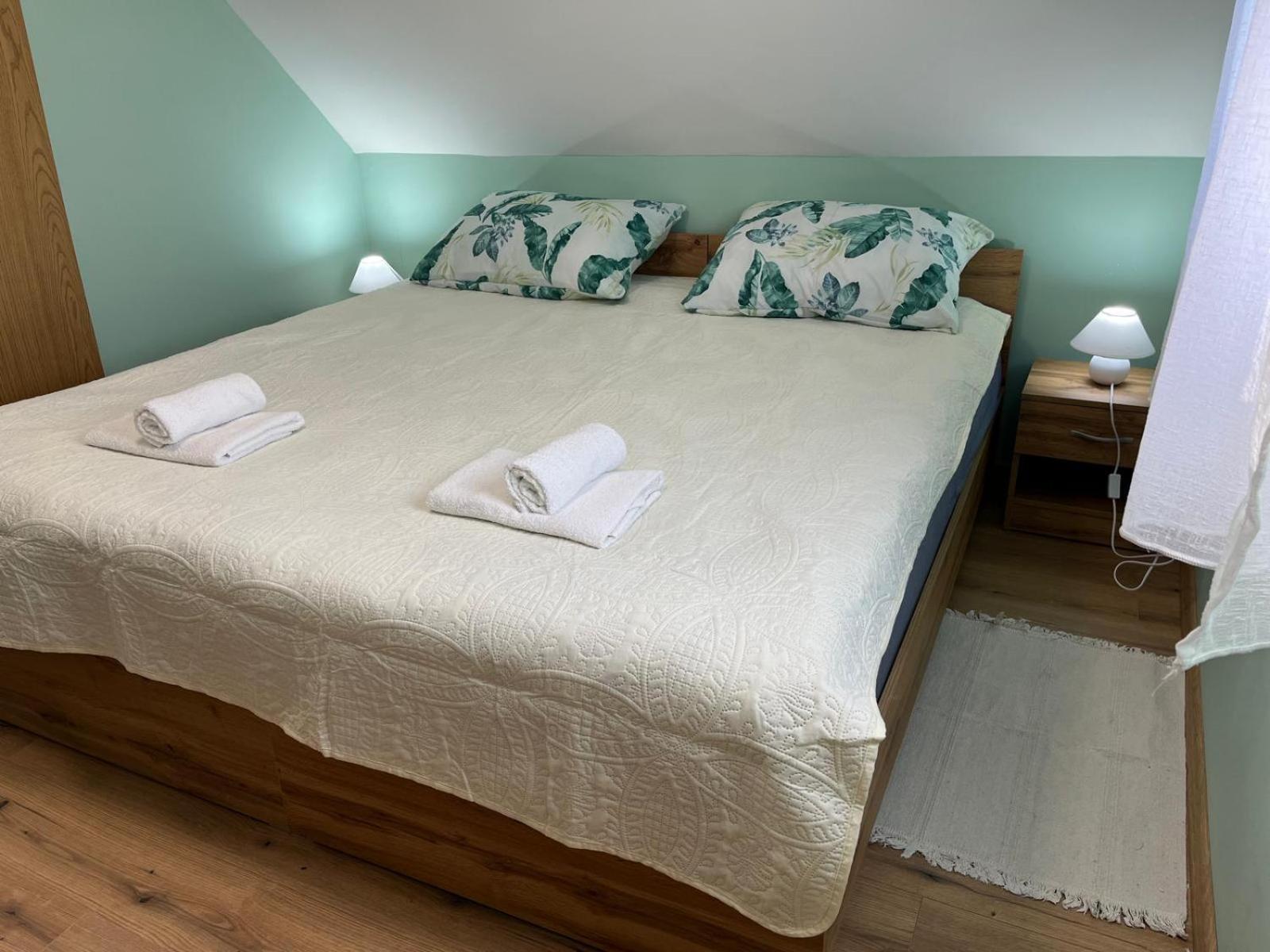 Apartamento Wooden House Ante Self Check - In And Check - Out Otočac Exterior foto