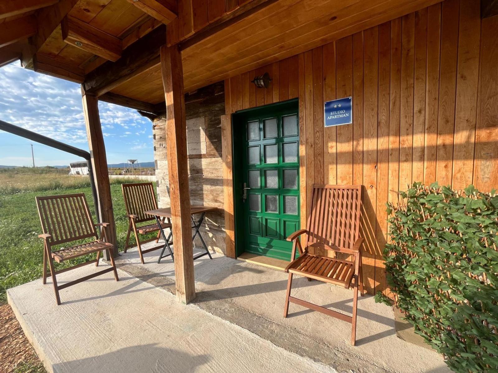 Apartamento Wooden House Ante Self Check - In And Check - Out Otočac Exterior foto